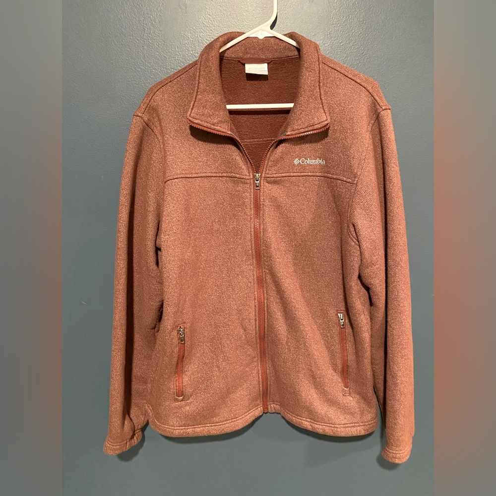 Men’s Columbia Fleece Jacket- size Medium